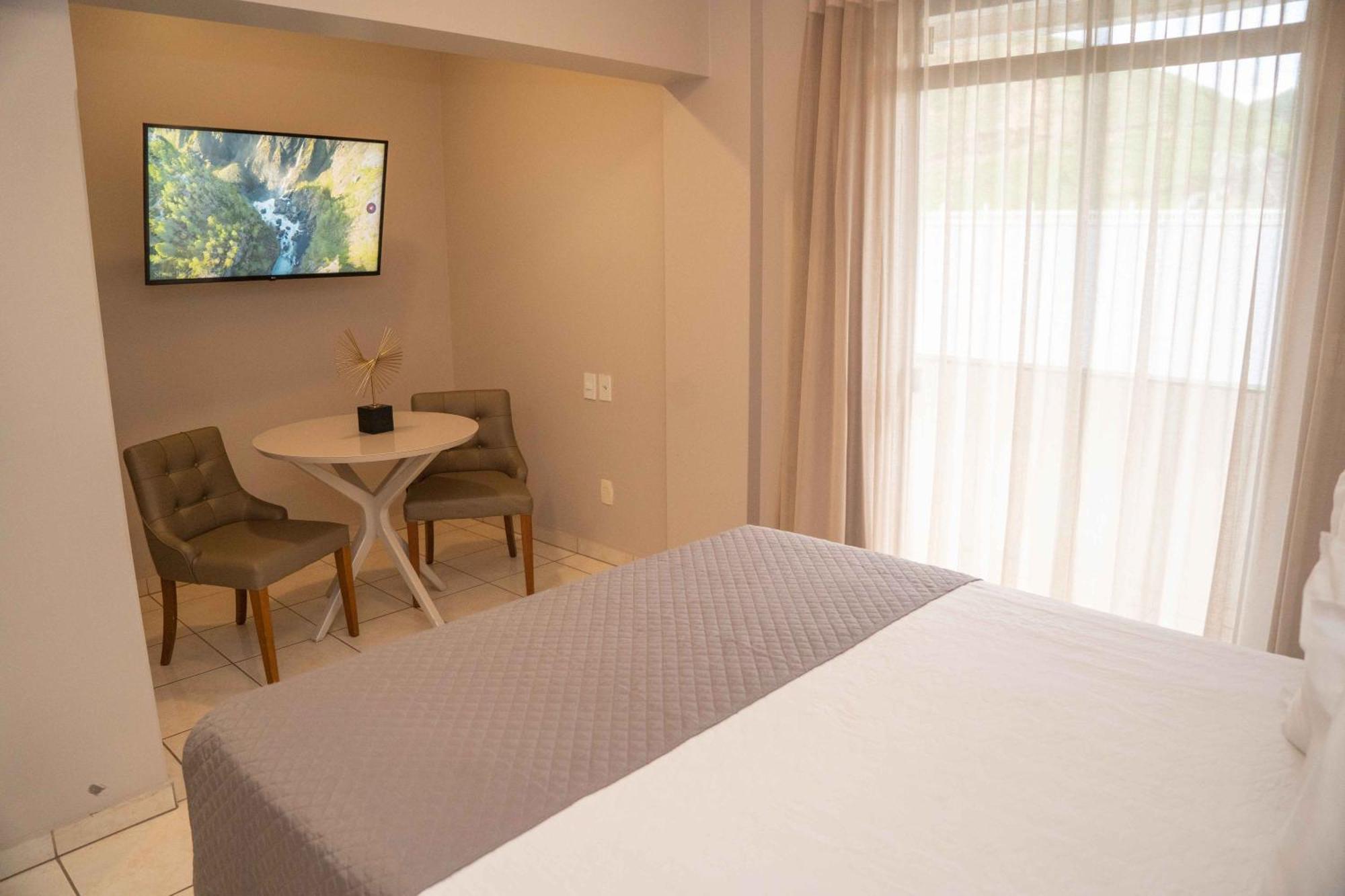 Hotel Capital Das Pedras Teófilo Otoni Kültér fotó